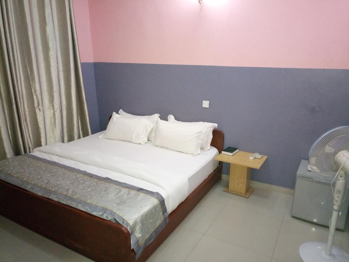 Glorious Hotel & Suites Ikotun Eksteriør billede