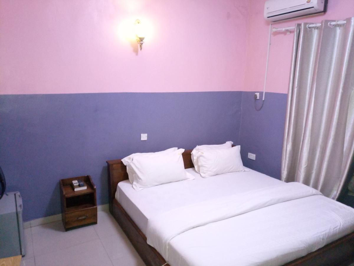 Glorious Hotel & Suites Ikotun Eksteriør billede