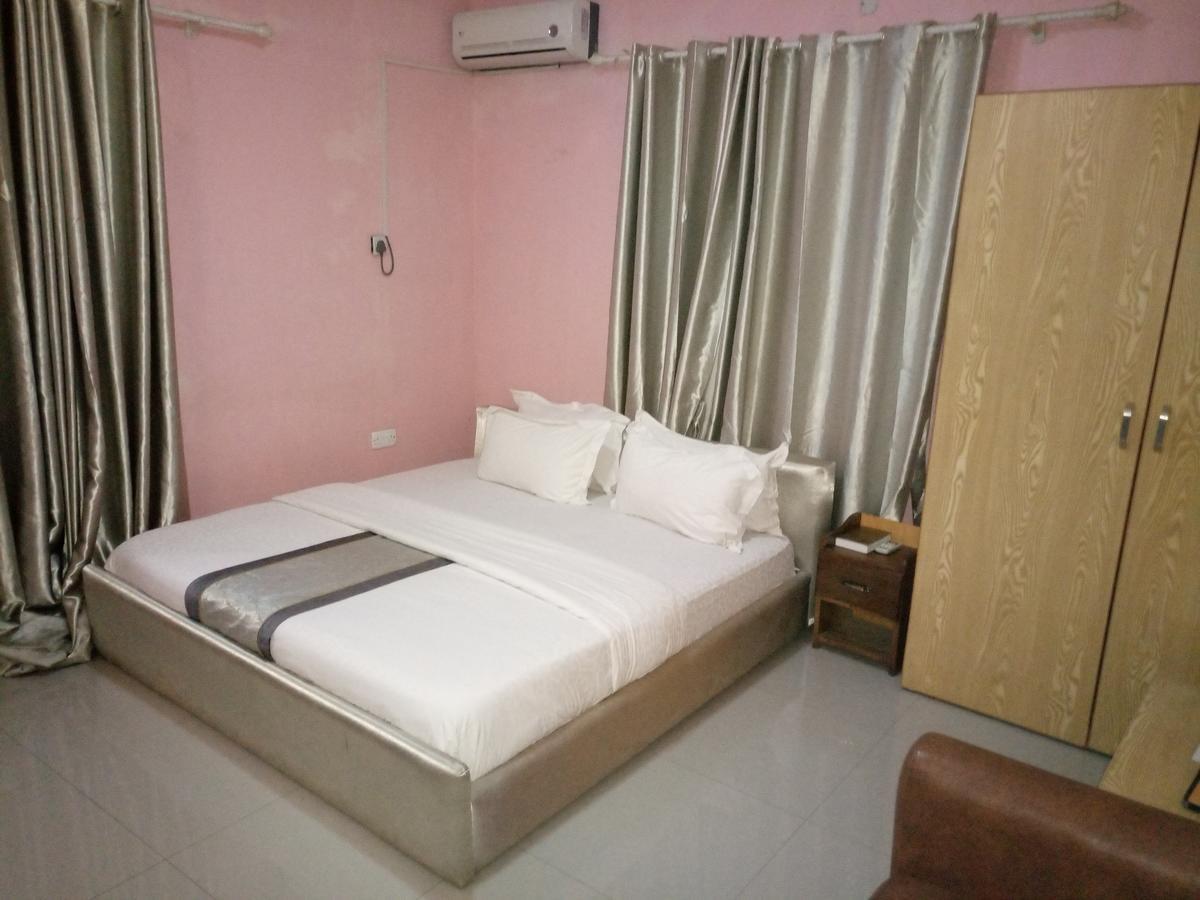 Glorious Hotel & Suites Ikotun Eksteriør billede